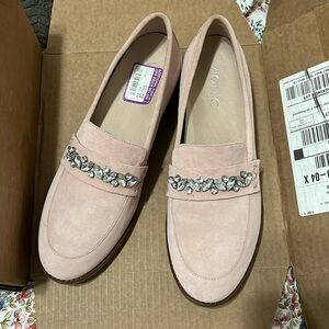 Vionic Gem Bedazzled Blush Pink Loafers